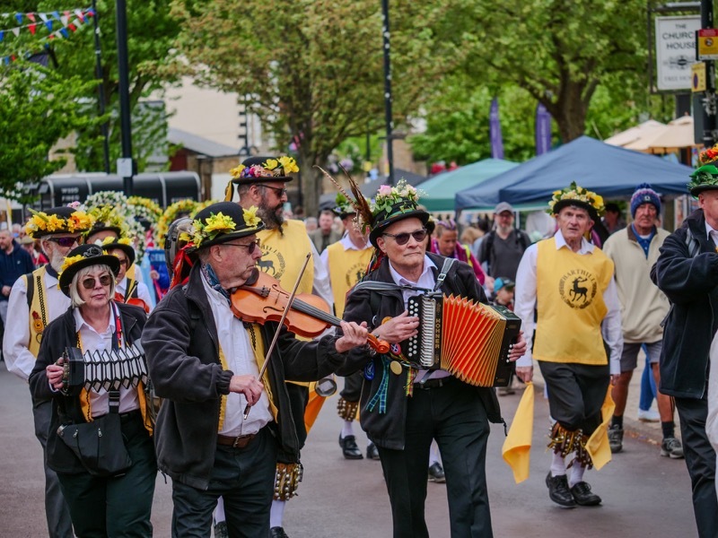 Other image for Crowds flock to annual festival
